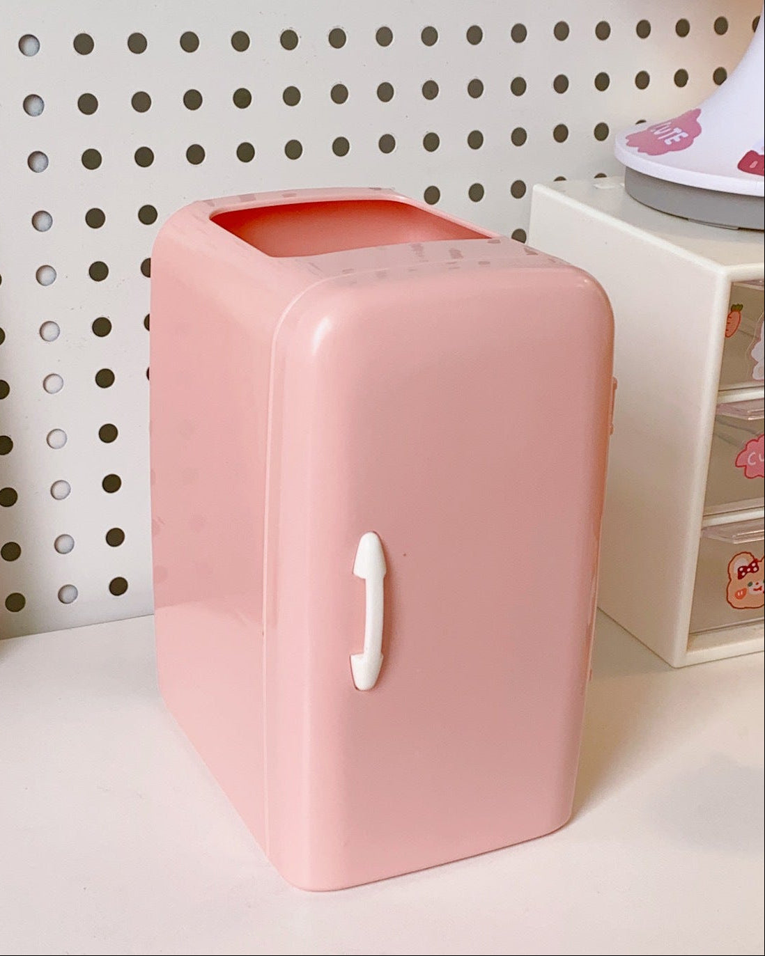 Cartoon Refrigerator Stationery Holder